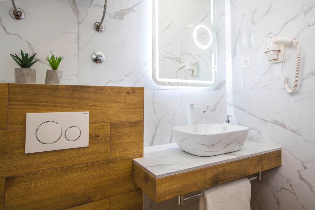 Split Central Luxury Studios 外观 照片